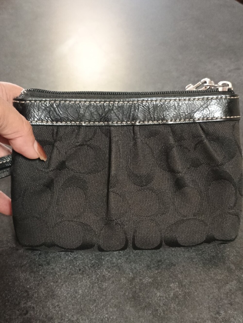 Coach Black Signature Canvas Wristlet with Leather Trim - Picture 3 of 3